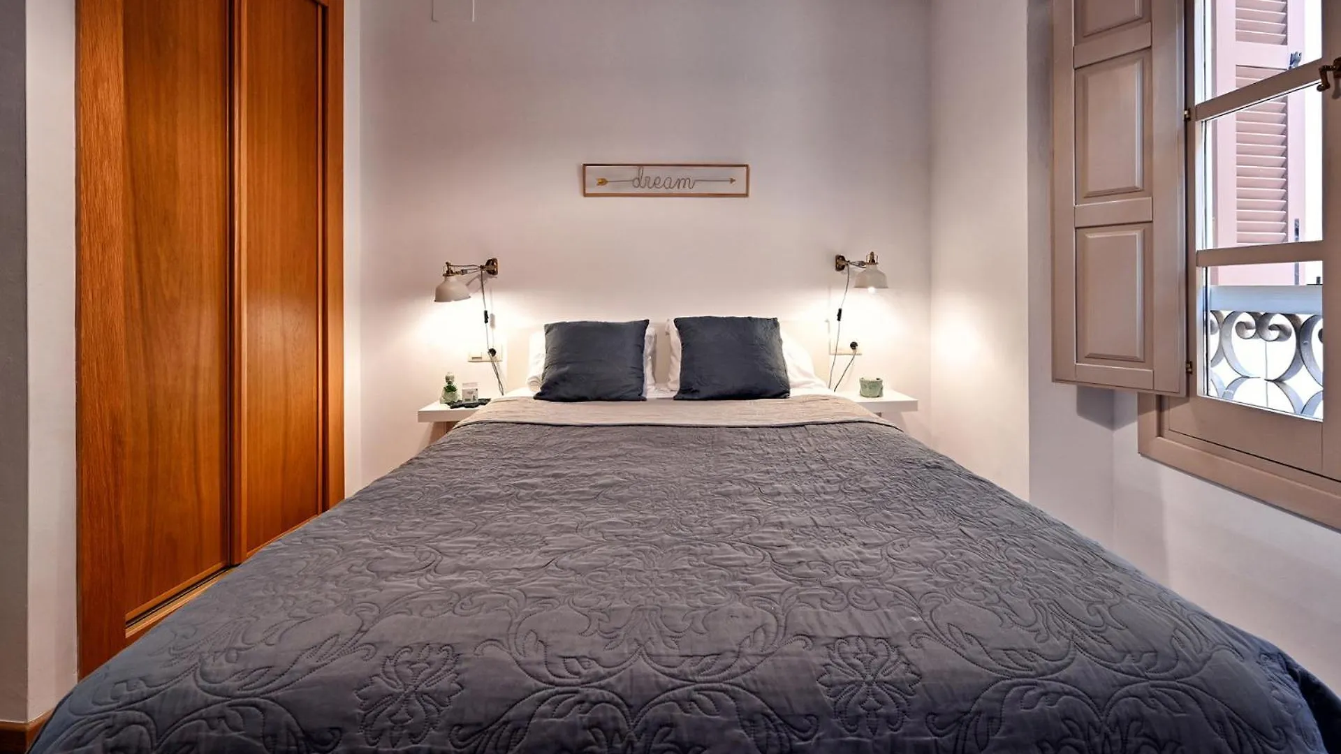 Apartamento Mitcentro Malaga Apartment